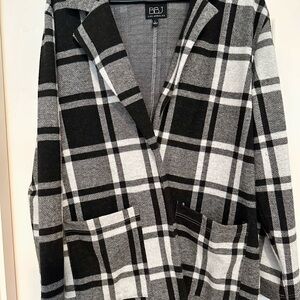 BBJ Los Angeles Black and Gray Plaid Blazer
